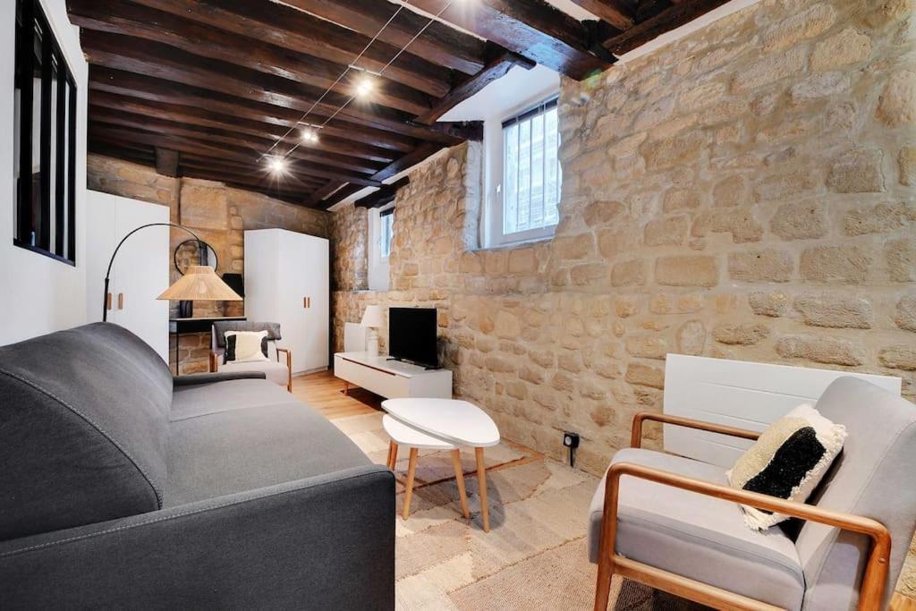 Charonne Bastille Charming Parisian Apartment *