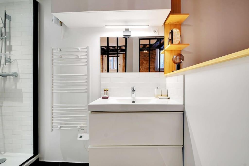 Charonne Bastille Charming Parisian Apartment