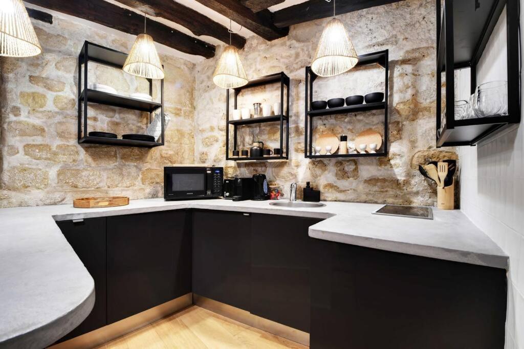 Apartment Charonne Bastille Charming Parisian *